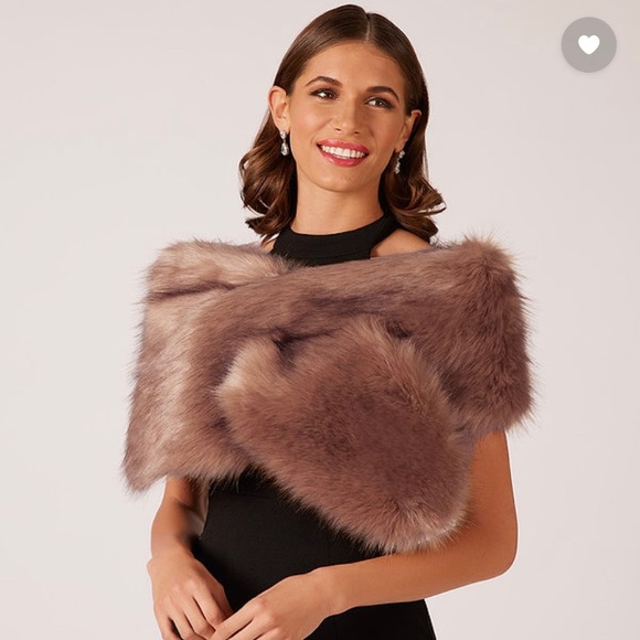 Azazie Accessories - Azazie | Sincerity Faux Fur Wrap | One Size